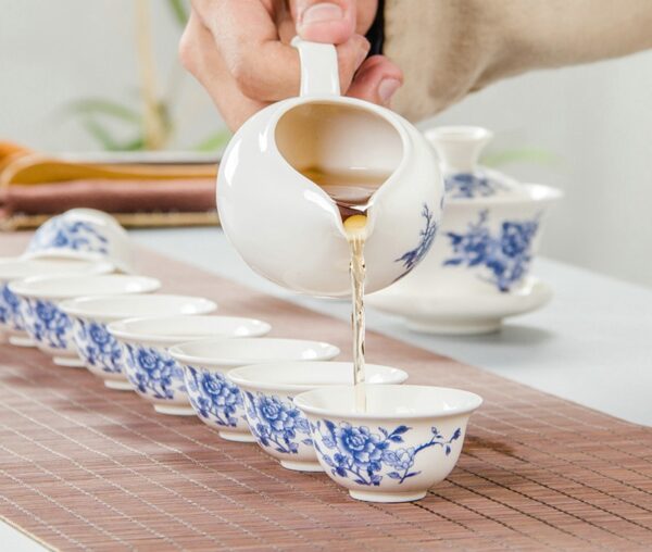 Tea Kit 11-Piece Chinese Kung Fu Tea Set with Ceramic Teacups, Porcelain Gaiwan, and Teapot for Tea Ceremony - Image 3