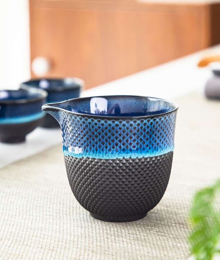 Tea Kit Chinese Kung Fu Ceramic Glaze Travel Tea Set with Teapot, Teacup, Gaiwan, and Porcelain Teaware Sets for a Tea Ceremony