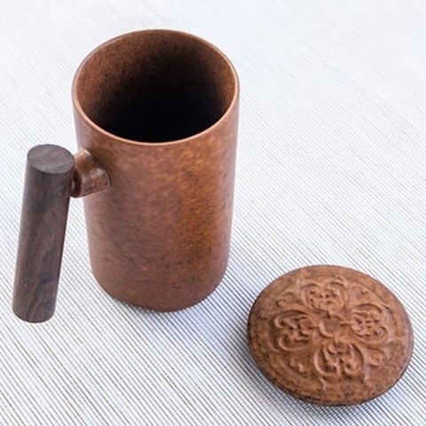 Tea Steeping Mug Japanese-style Vintage Ceramic Tumbler with Rust Glaze and Wood Handle for Home and Office
