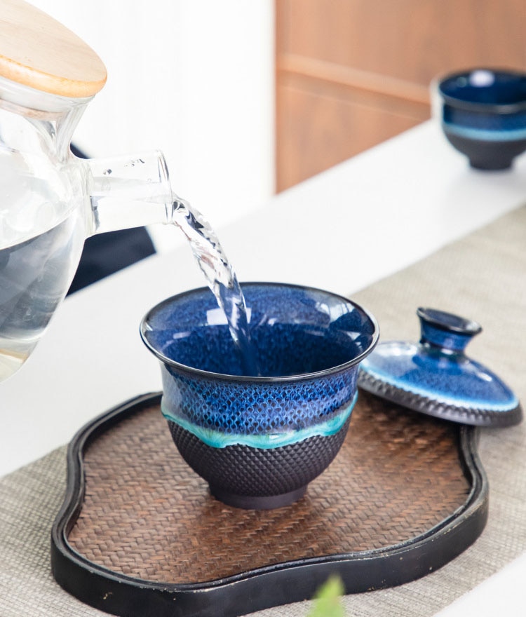 Tea Kit Chinese Kung Fu Ceramic Glaze Travel Tea Set with Teapot, Teacup, Gaiwan, and Porcelain Teaware Sets for a Tea Ceremony