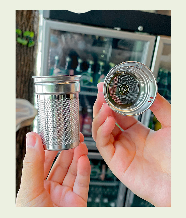 1-Liter Glass Travel Water Bottle Portable Drinkware for Outdoor Adventures, Coffee, and Heat Resistance